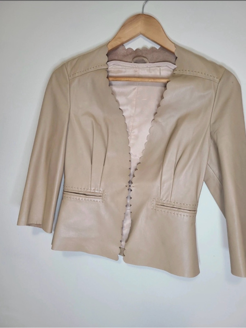 Beige Scalloped 100% Sheep Leather Jacket - Women's Tailored Coat